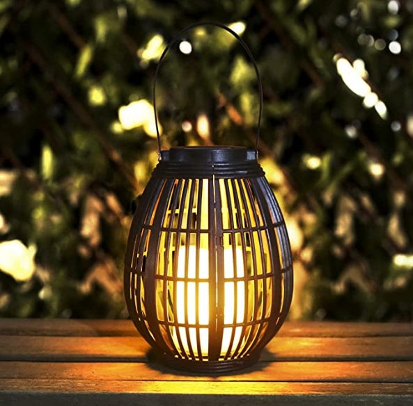 Oval Rattan Solar Lamp