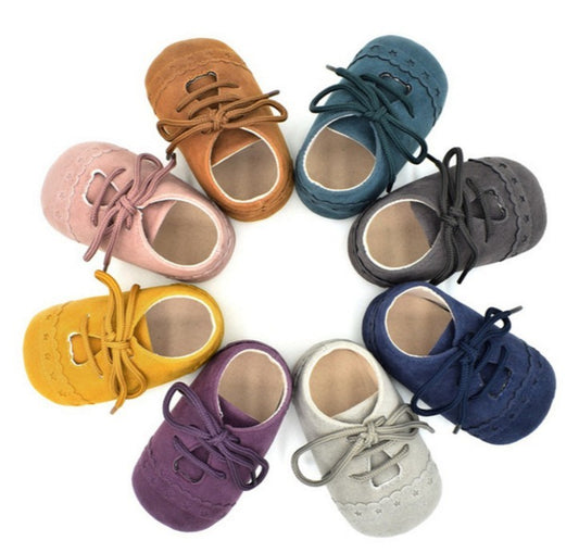 Toddlers Lace Up