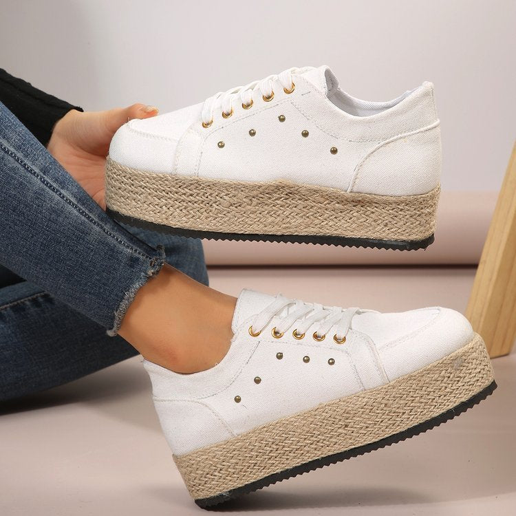 Lace Loop Round Toe Shoes