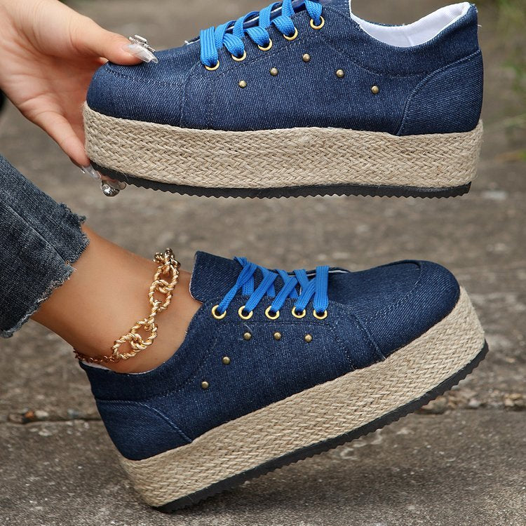 Lace Loop Round Toe Shoes